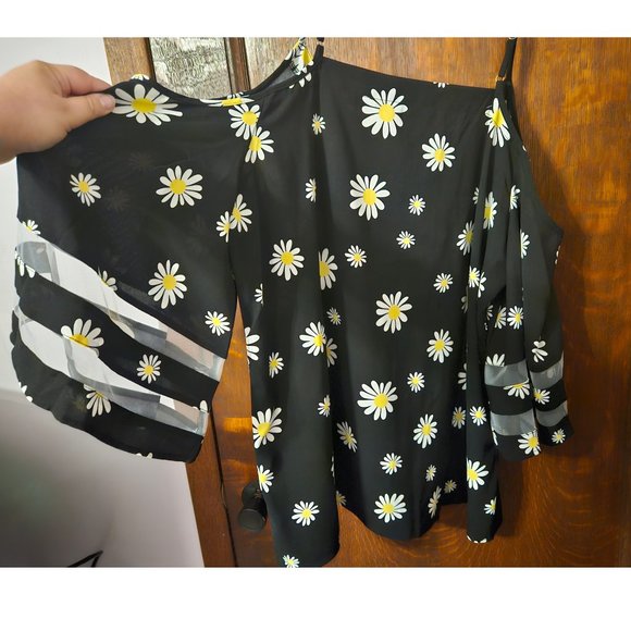 Summer Blouses Mesh Panel 3/4 Bell Sleeve Daisy Print ColdShoulder Top Plus Size - Picture 3 of 4